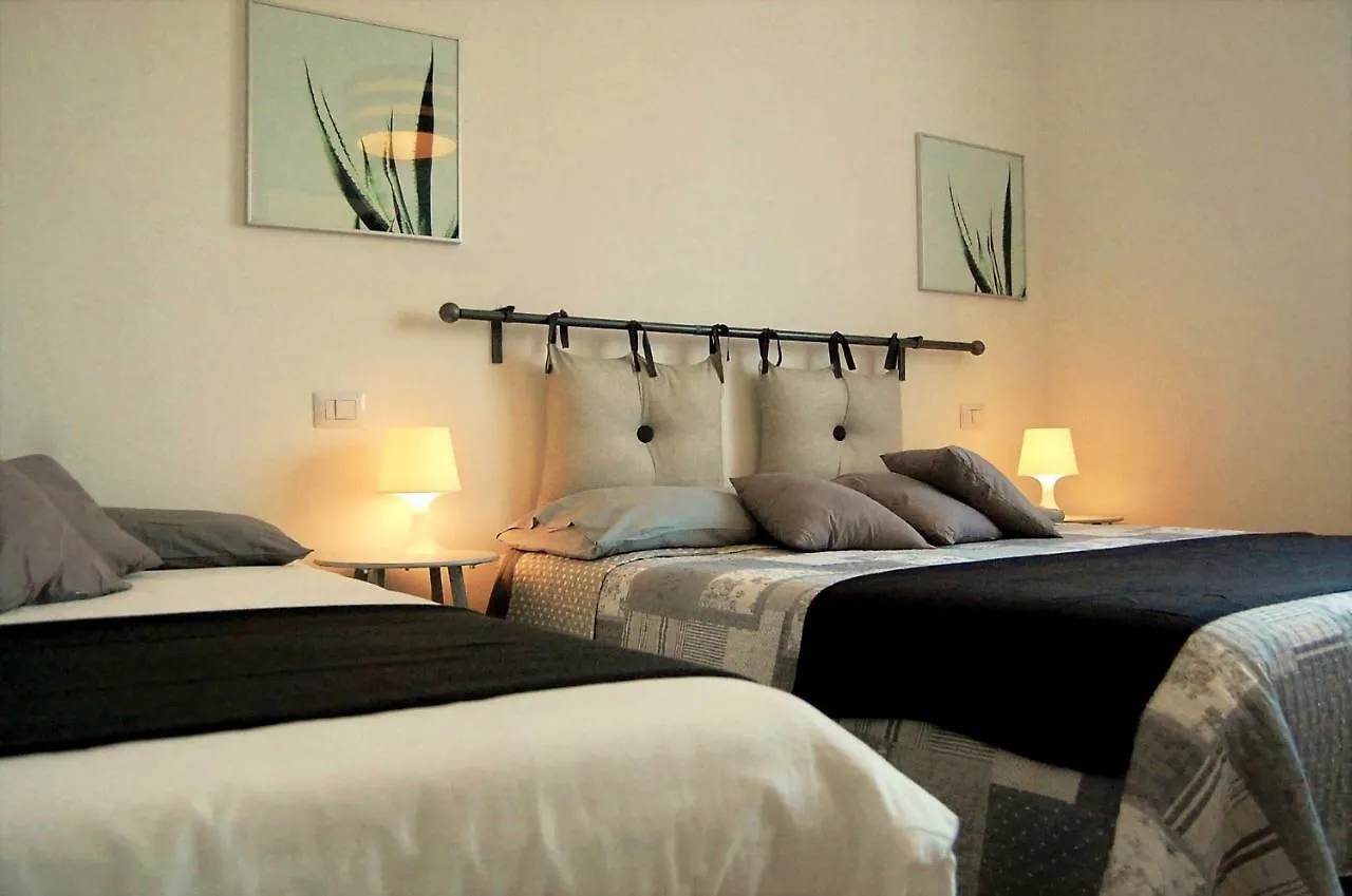 Guest house Gardaselle Holiday Rooms Cavalcaselle Italy