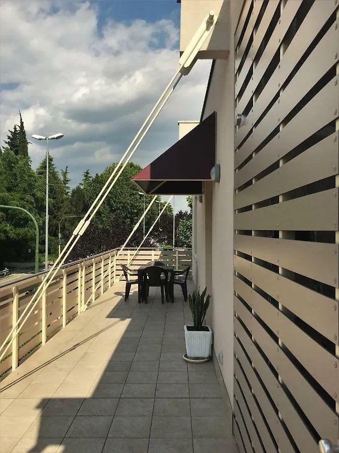 Gardaselle Holiday Rooms Cavalcaselle Italy